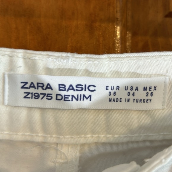 Zara  White Wide Leg Cropped W/Pink & Beige Ribbon Down Sides Raw Hem Size 4-EUC - Picture 4 of 6